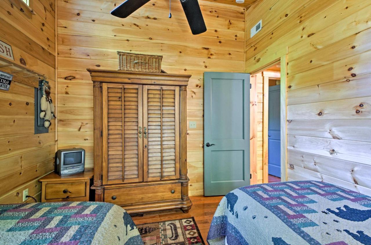 Bryson City Cabin With Fire Pit On Coopers Creek! Kültér fotó